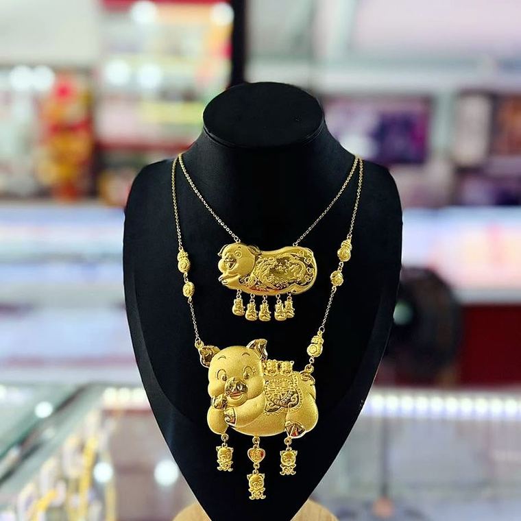 Dây cổ cưới đôi heo tua chuông