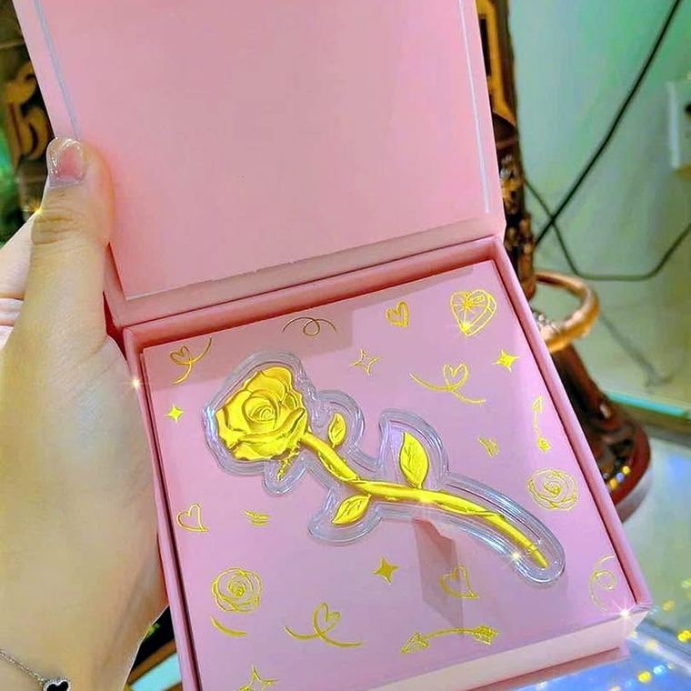 Hoa hồng vàng hộp quà