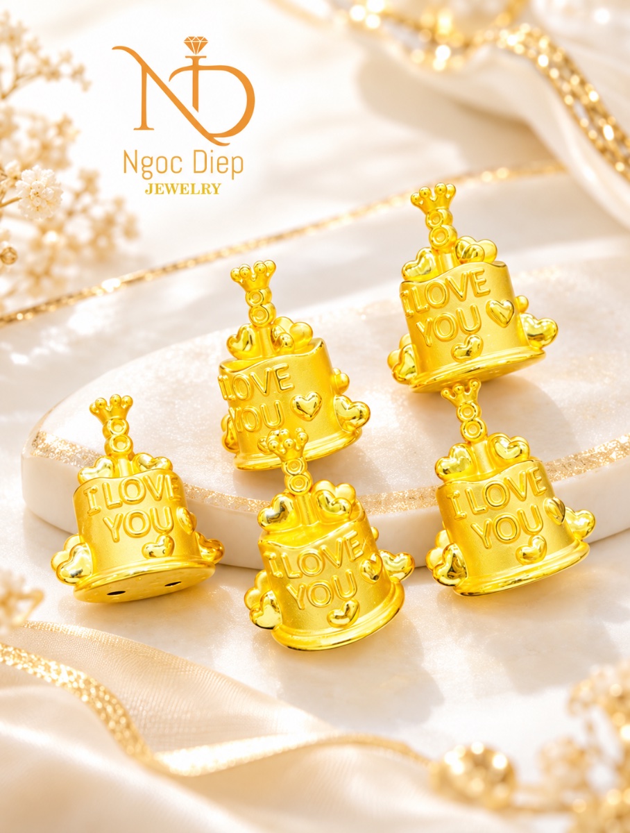 Charm bánh kem sinh nhật