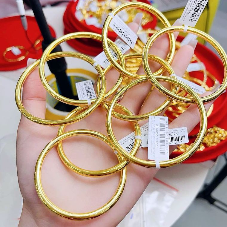 Vòng tay cưới trơn vàng